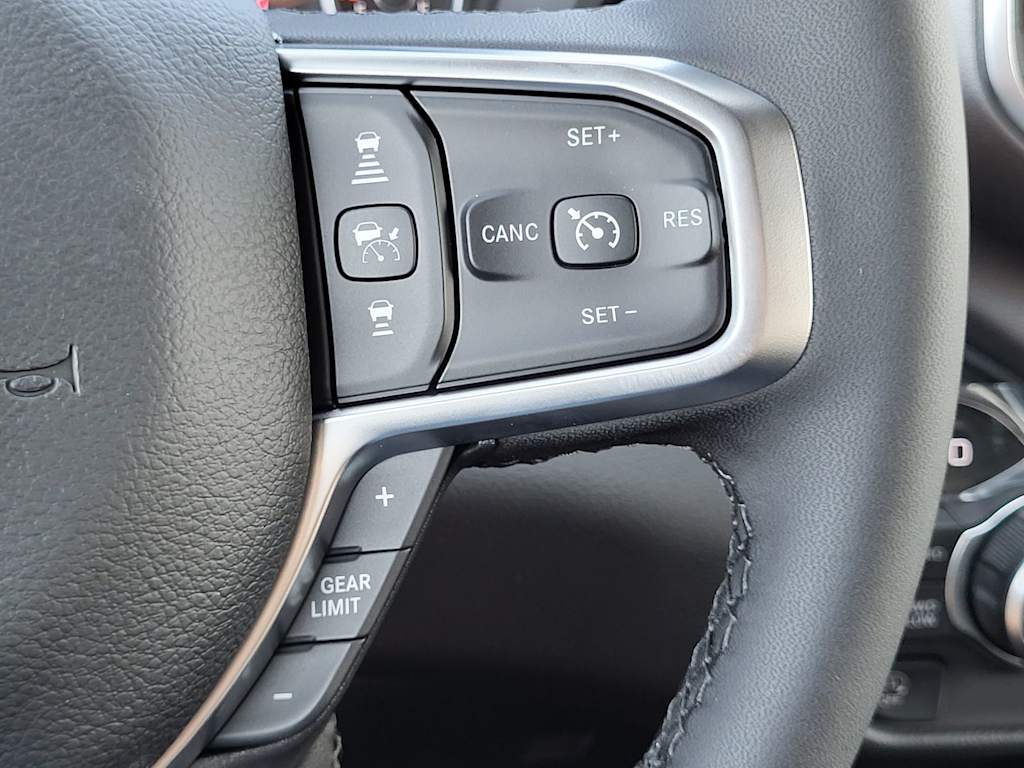 Thumbnail: 2026 RAM 1500 - 19