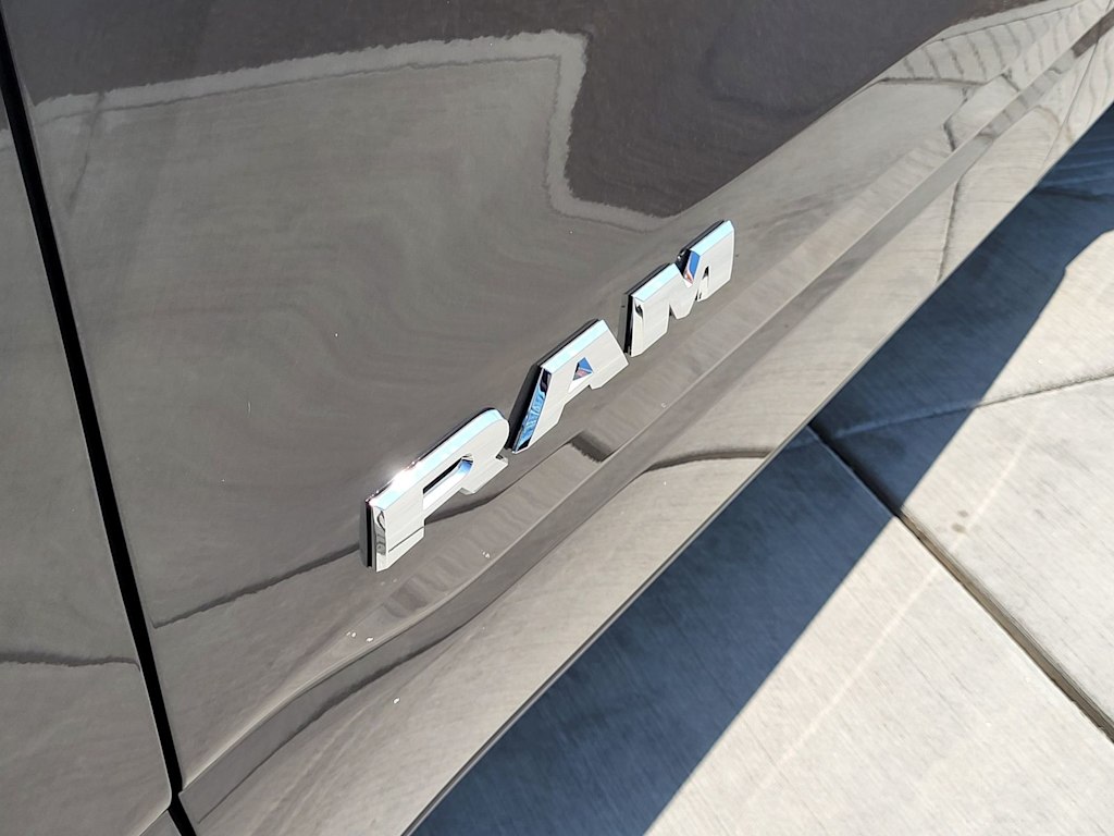 Thumbnail: 2026 RAM 1500 - 5