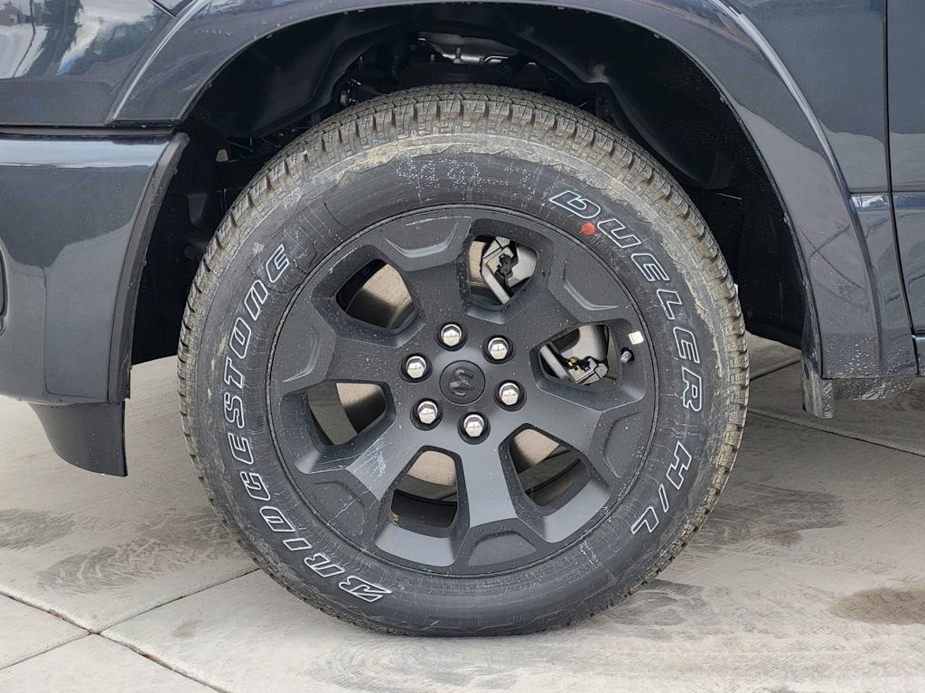 Thumbnail: 2026 RAM 1500 - 14