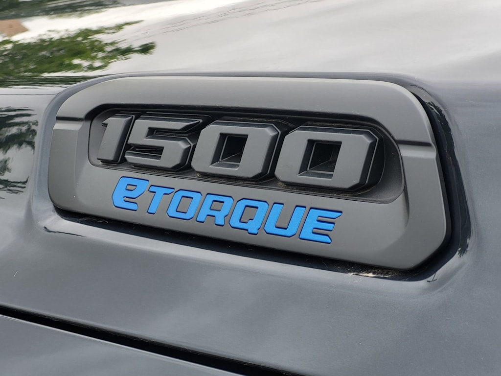 Thumbnail: 2026 RAM 1500 - 5