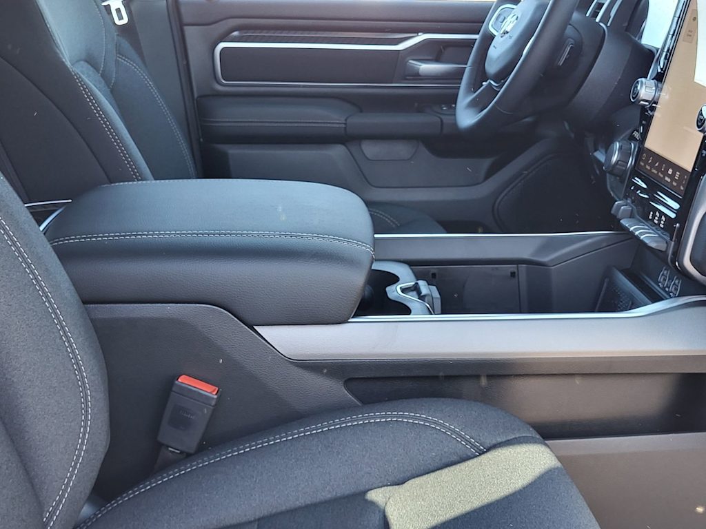 Thumbnail: 2026 RAM 1500 - 11