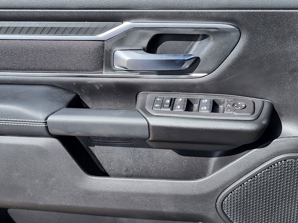 Thumbnail: 2026 RAM 1500 - 21