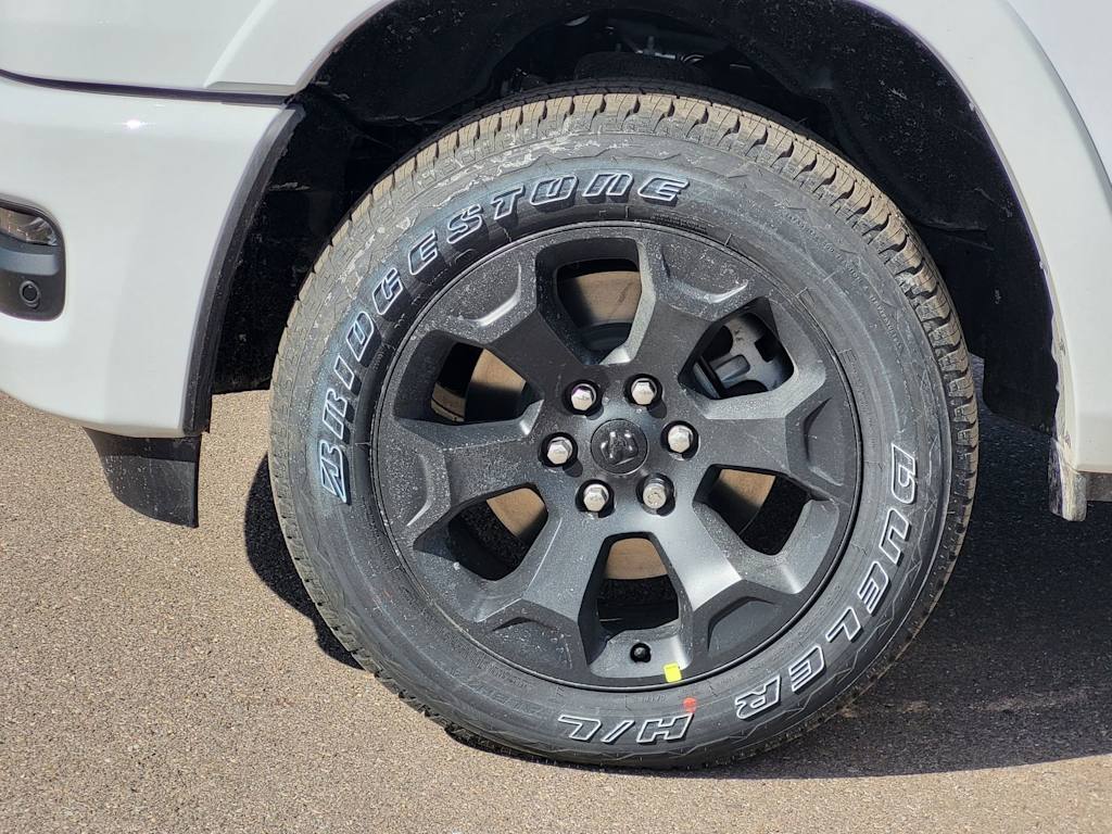 Thumbnail: 2026 RAM 1500 - 16