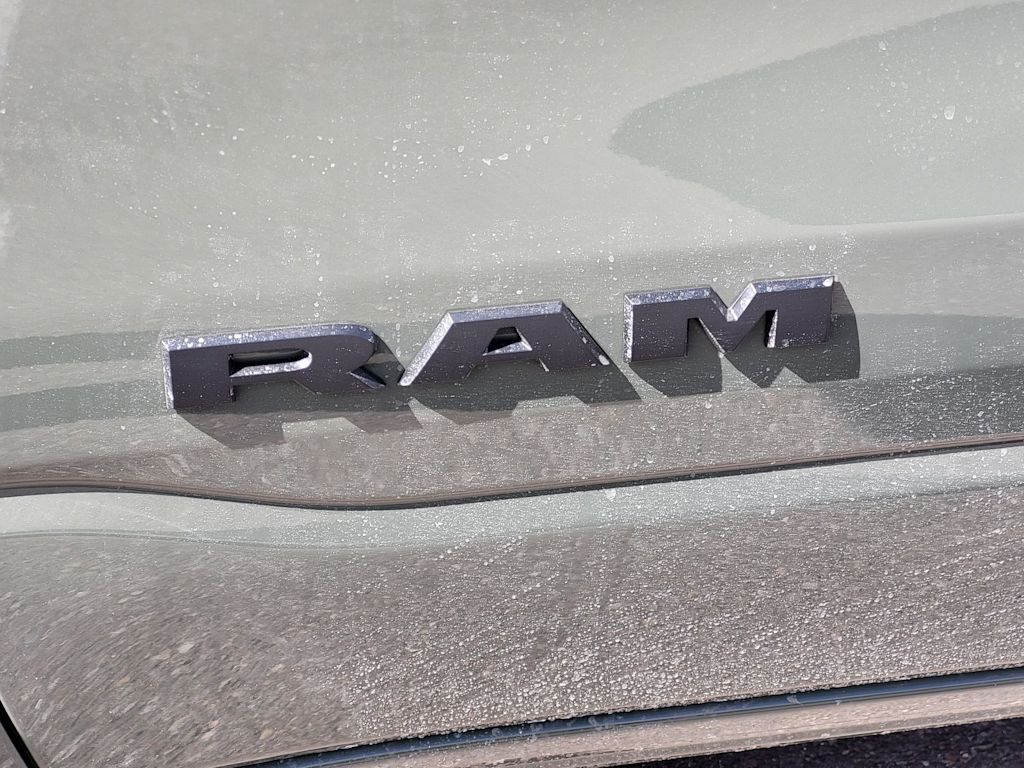 Thumbnail: 2026 RAM 1500 - 5
