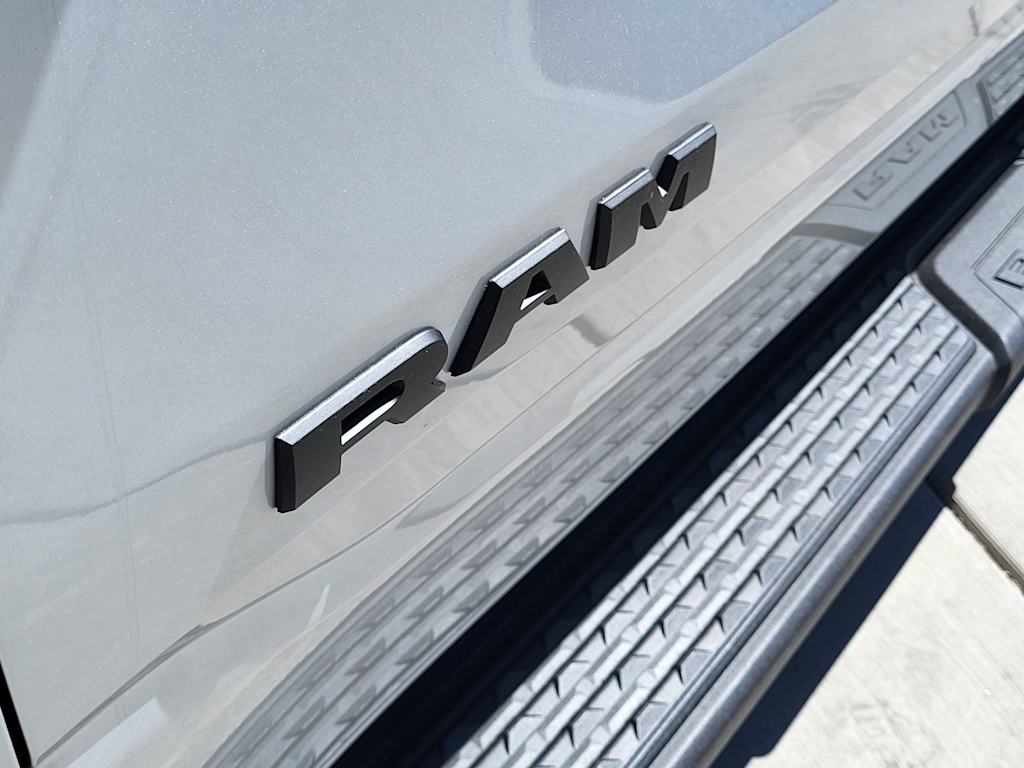 Thumbnail: 2026 RAM 1500 - 5