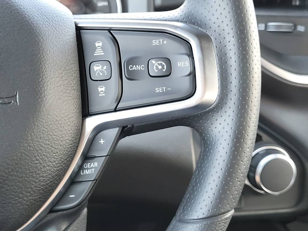 Thumbnail: 2026 RAM 1500 - 19