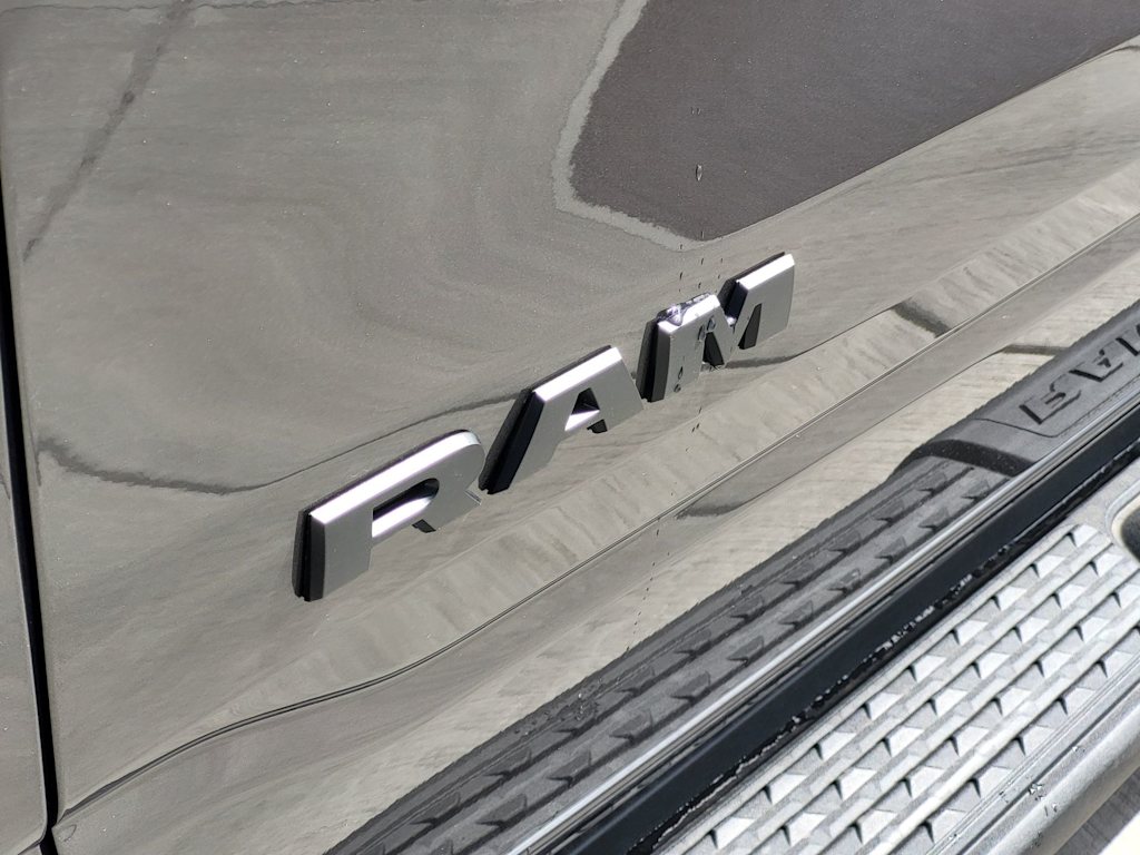 Thumbnail: 2026 RAM 1500 - 5