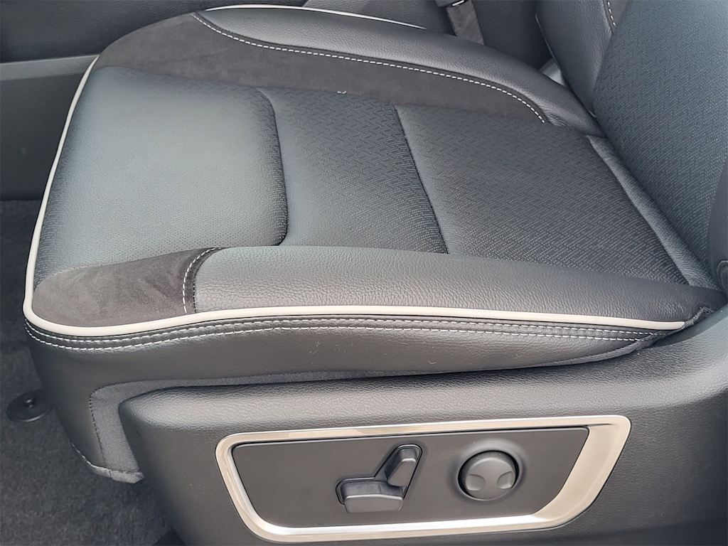 Thumbnail: 2026 RAM 1500 - 21