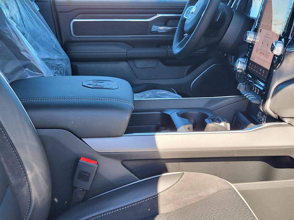 2026 RAM 1500 Laramie - Photo 10