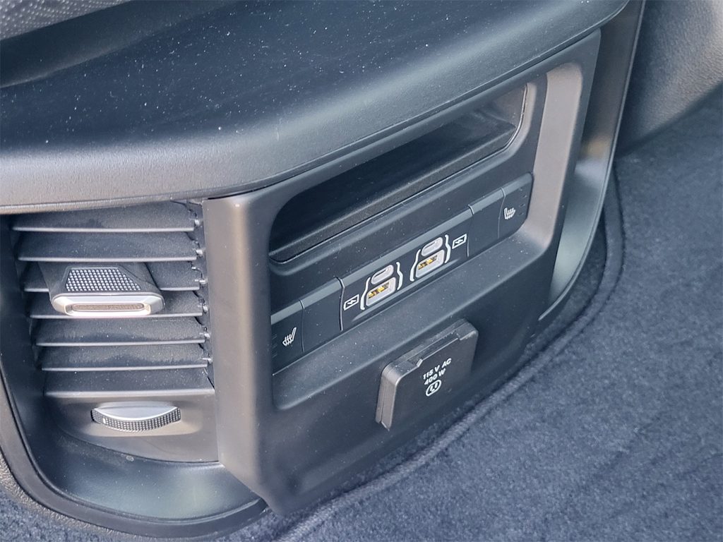 Thumbnail: 2025 RAM 1500 - 32