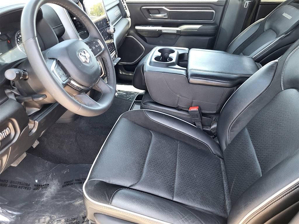 Thumbnail: 2025 RAM 1500 - 10