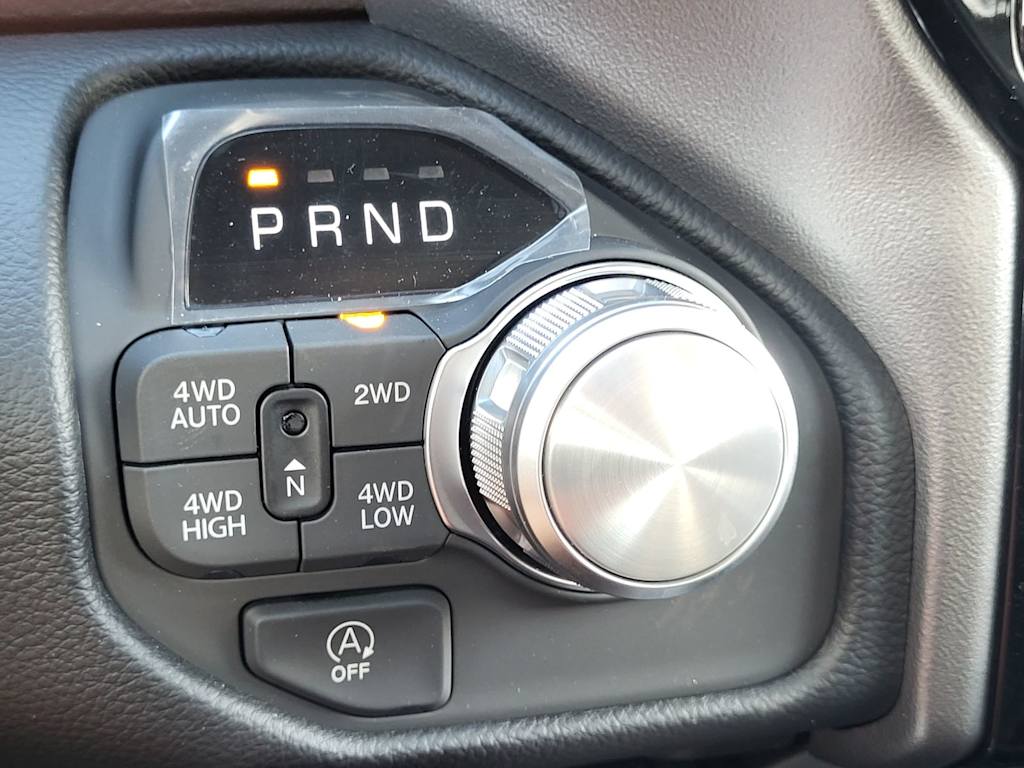 Thumbnail: 2026 RAM 1500 - 10