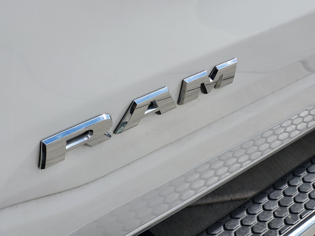 Thumbnail: 2019 RAM 1500 - 31