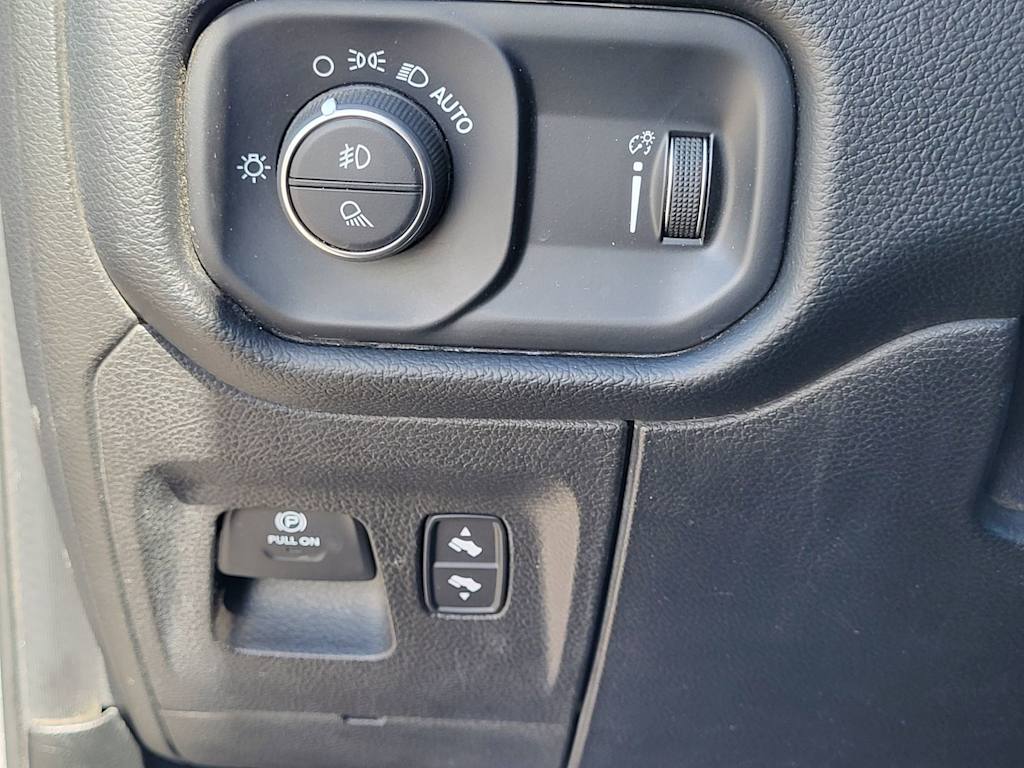 Thumbnail: 2020 RAM 1500 - 23