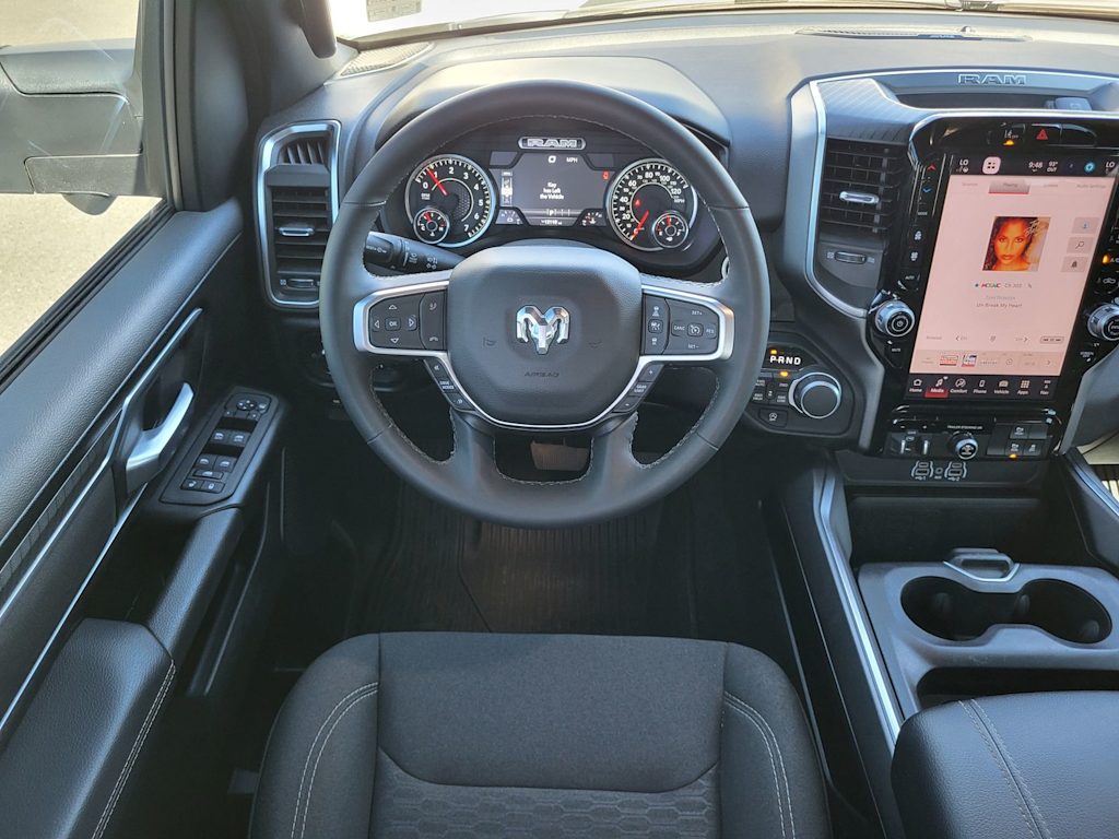 Thumbnail: 2025 RAM 1500 - 2