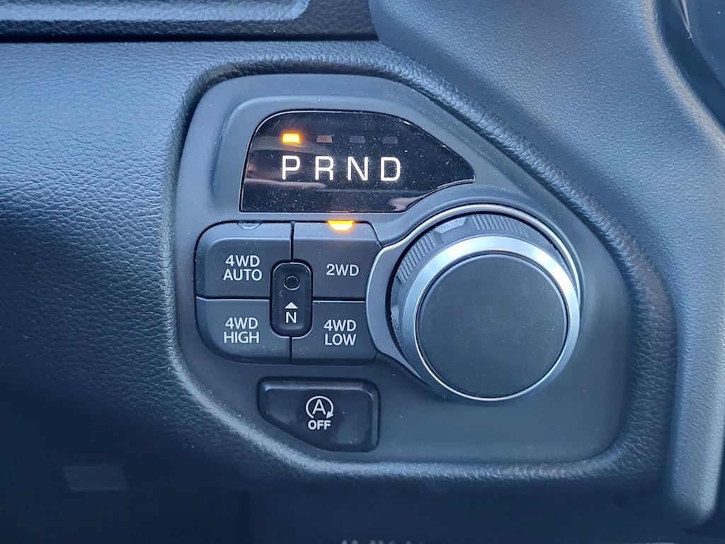 Thumbnail: 2025 RAM 1500 - 22