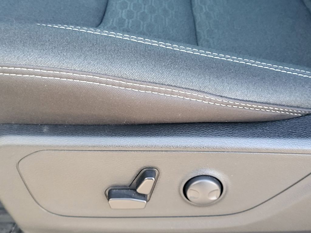 Thumbnail: 2025 RAM 1500 - 19