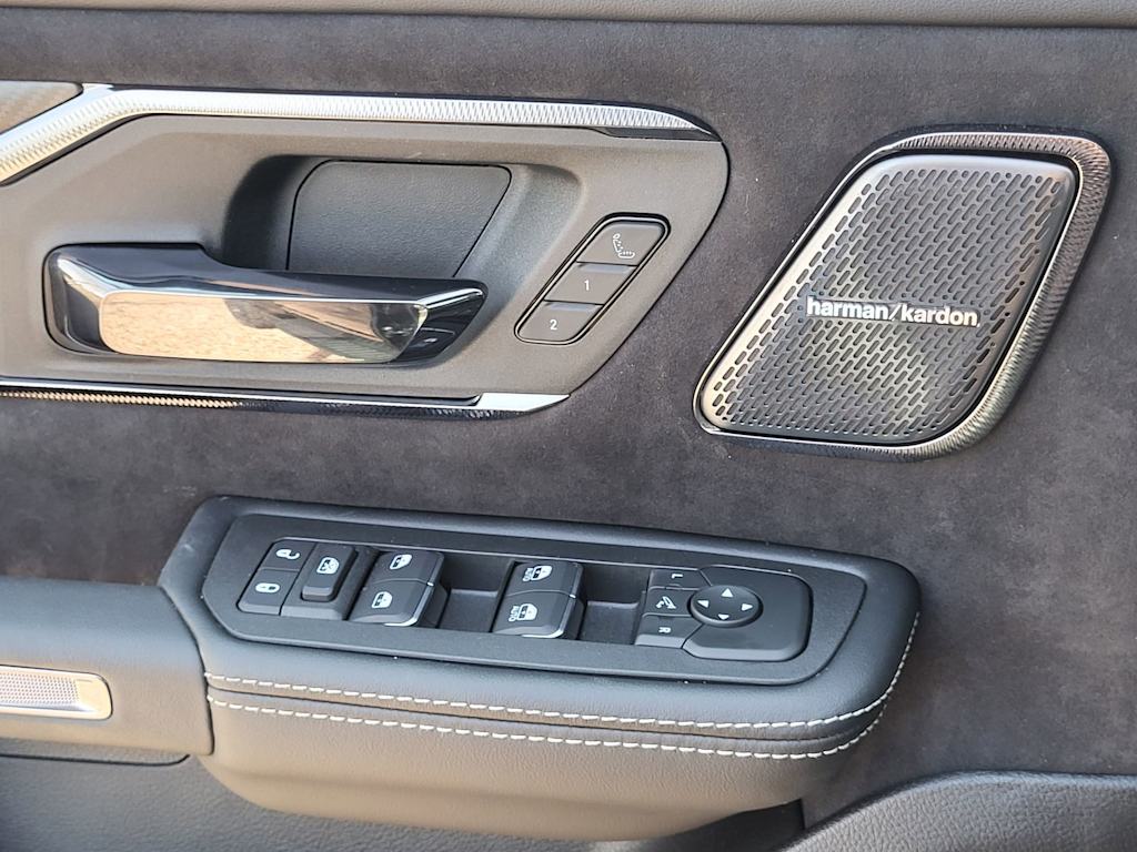 Thumbnail: 2026 RAM 1500 - 19