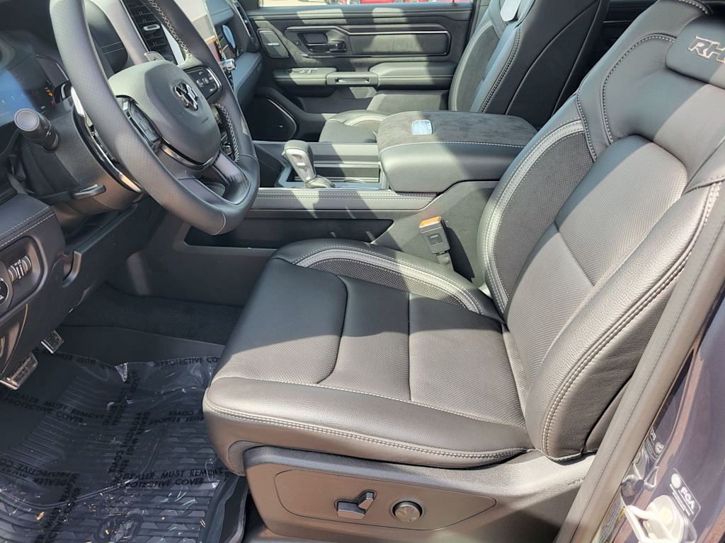 Thumbnail: 2026 RAM 1500 - 9