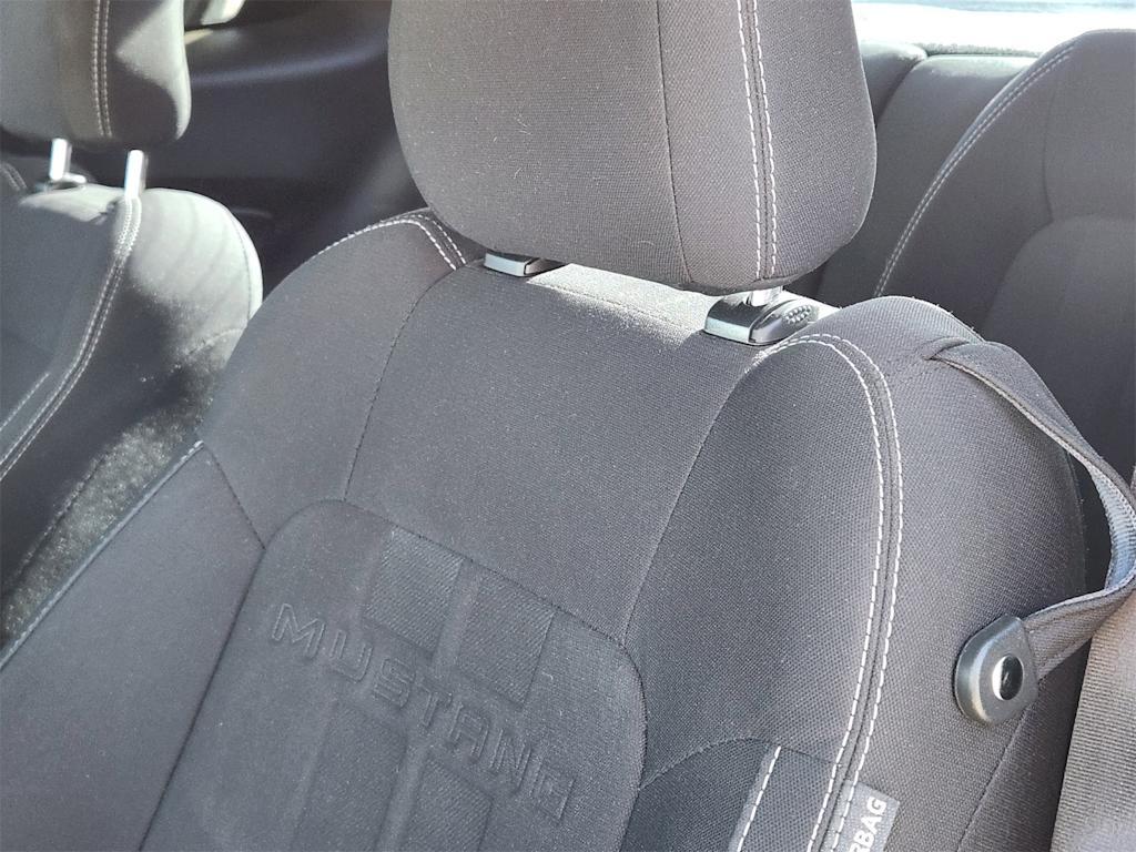 Thumbnail: 2021 Ford Mustang - 9