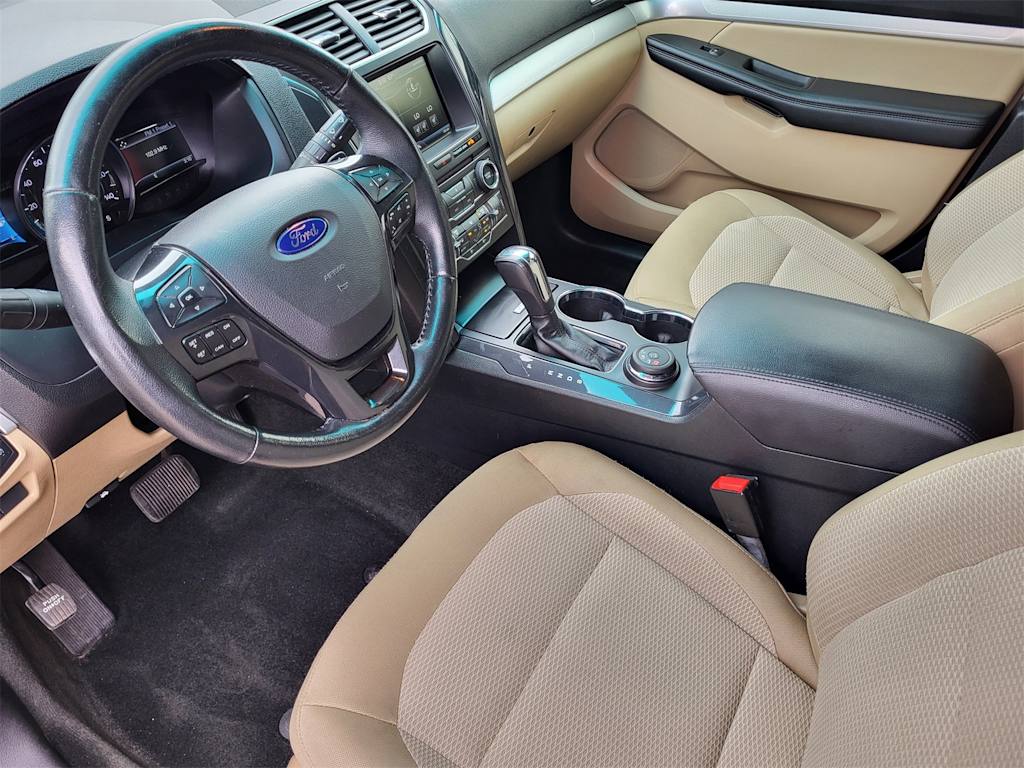 Thumbnail: 2016 Ford Explorer - 2