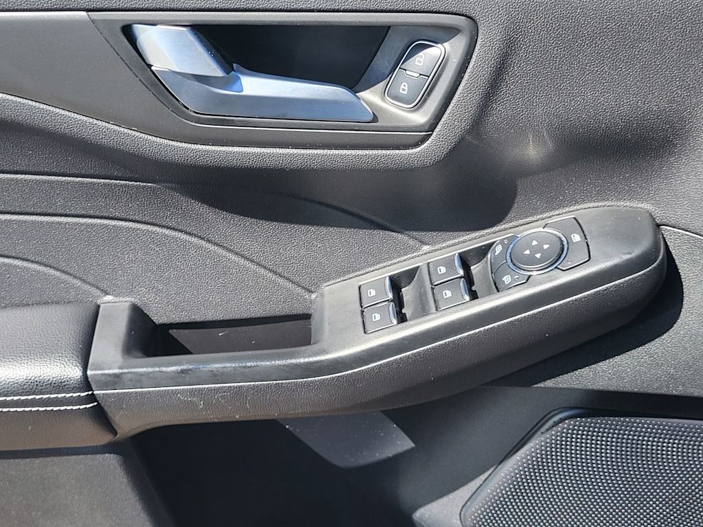 Thumbnail: 2025 Ford Escape - 24