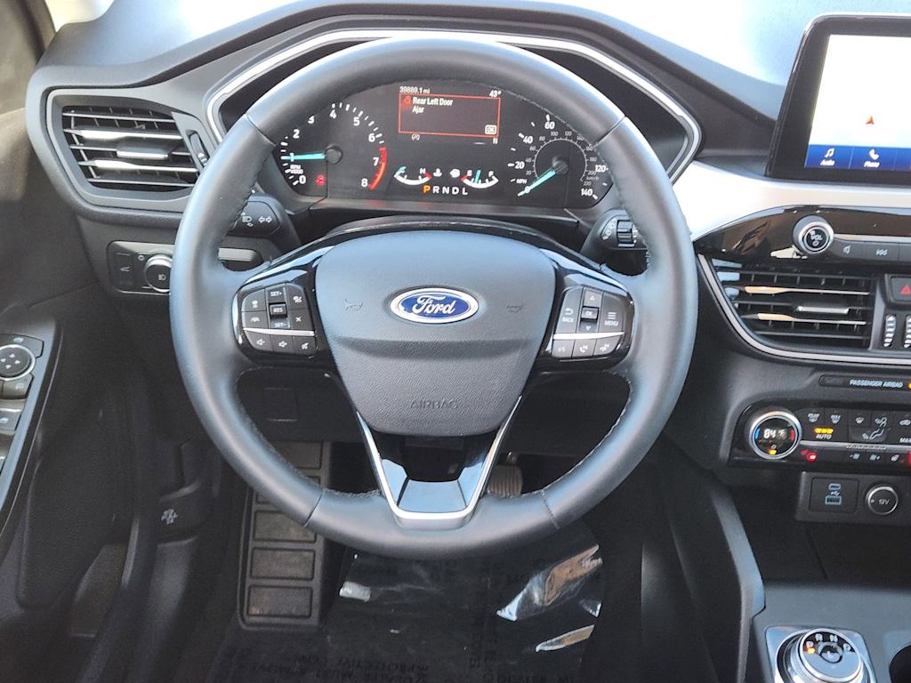 Thumbnail: 2021 Ford Escape - 9