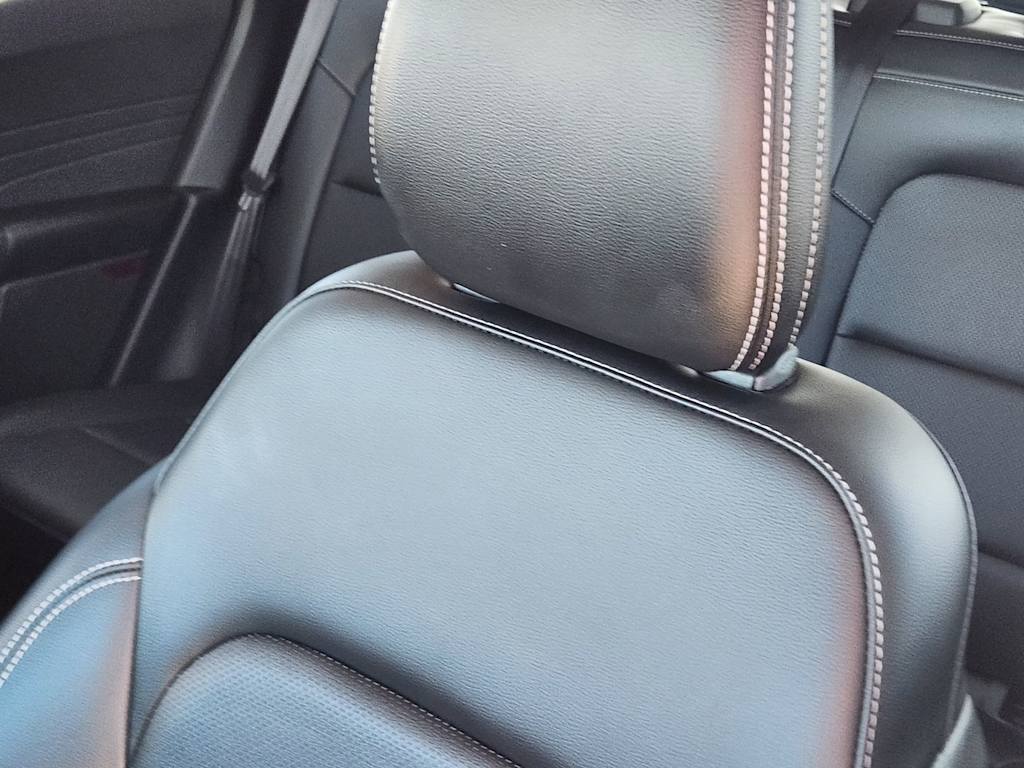 Thumbnail: 2021 Ford Escape - 10