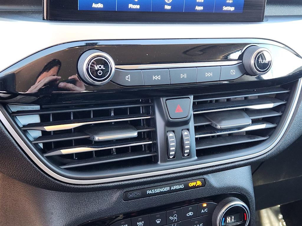 Thumbnail: 2021 Ford Escape - 25