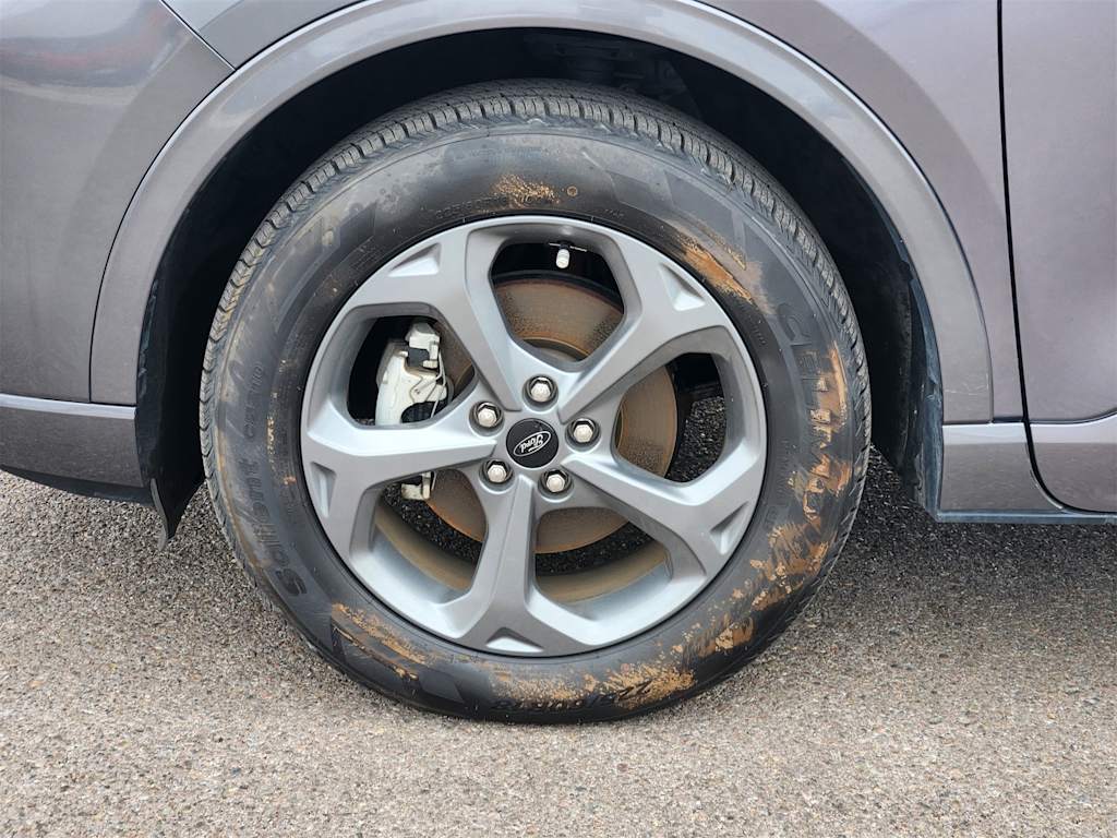 Thumbnail: 2023 Ford Escape - 16