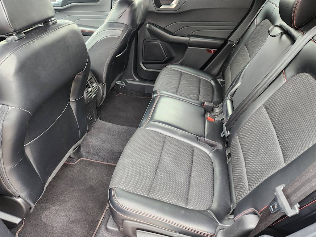 Thumbnail: 2023 Ford Escape - 10