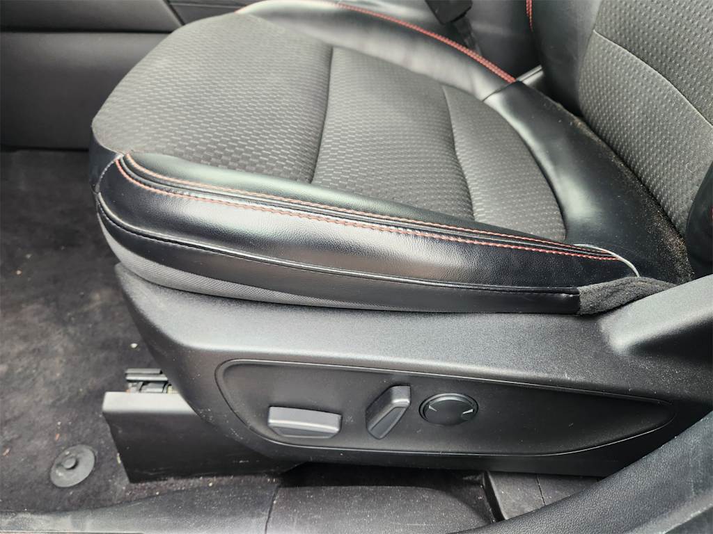 Thumbnail: 2023 Ford Escape - 20