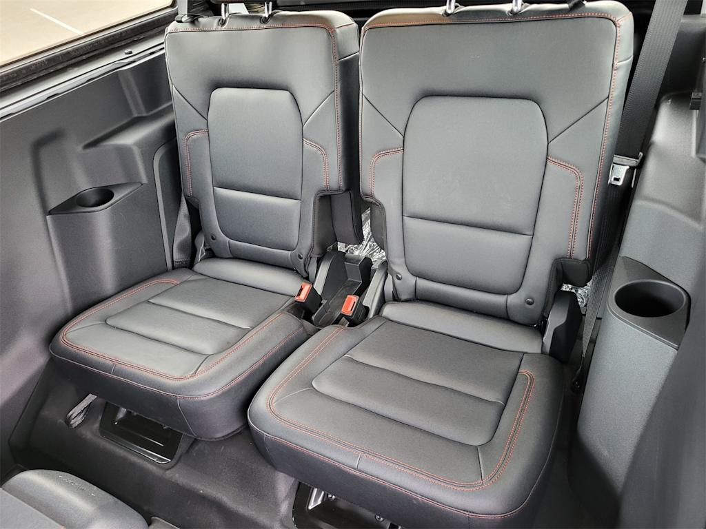 Thumbnail: 2025 Ford Bronco - 11