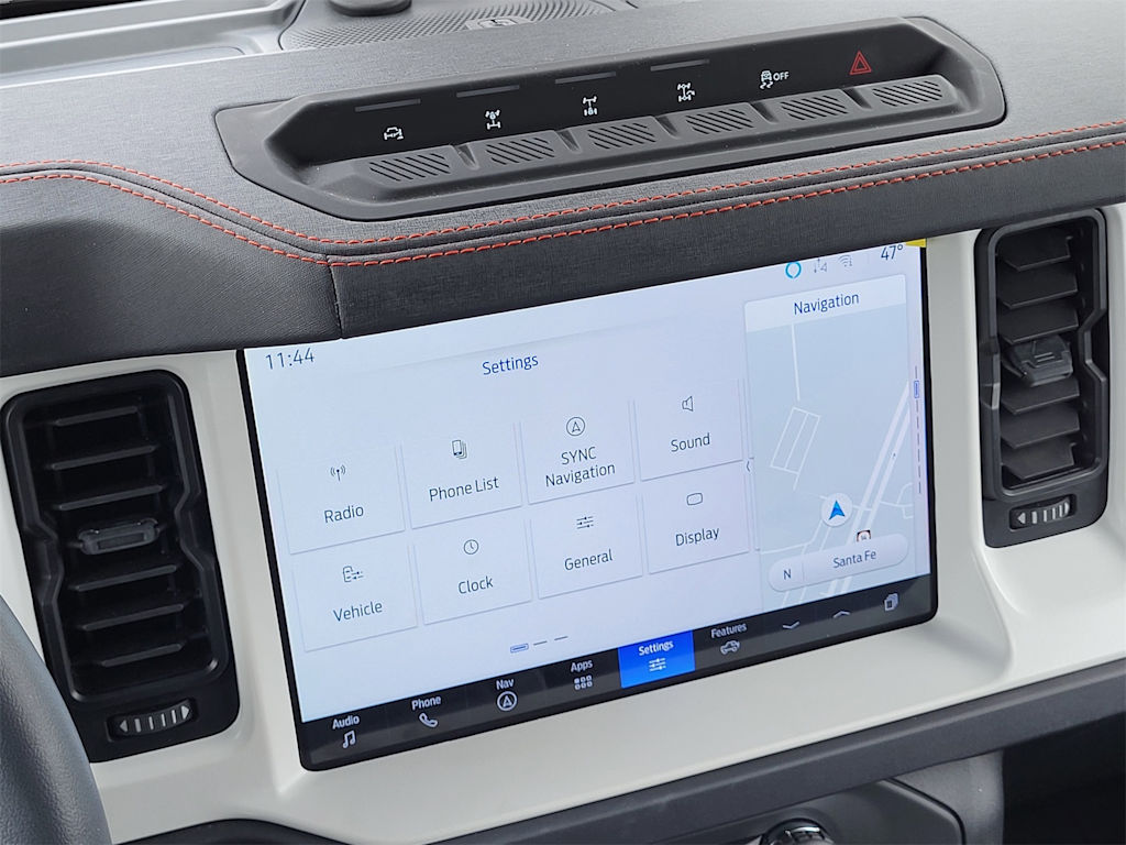 Thumbnail: 2025 Ford Bronco - 12