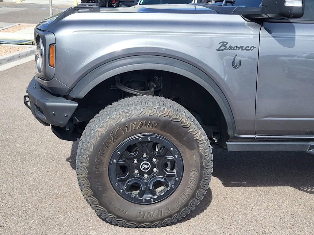 Thumbnail: 2022 Ford Bronco - 6