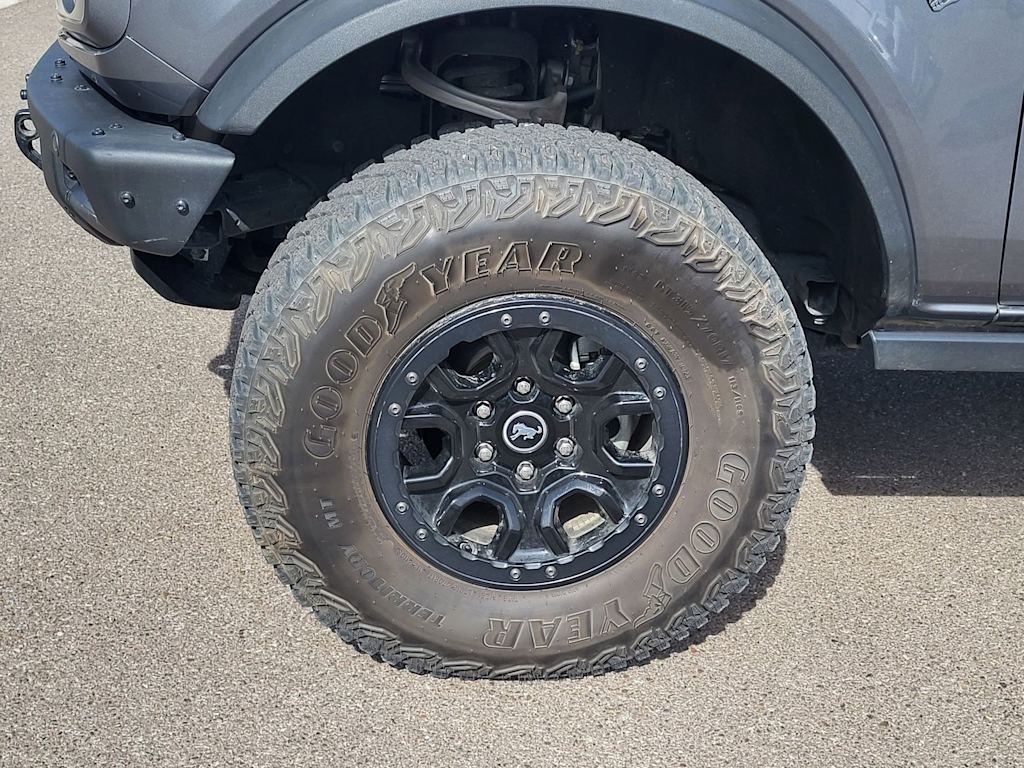 Thumbnail: 2022 Ford Bronco - 19