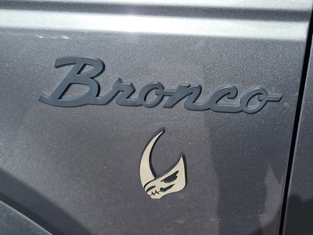 Thumbnail: 2022 Ford Bronco - 5