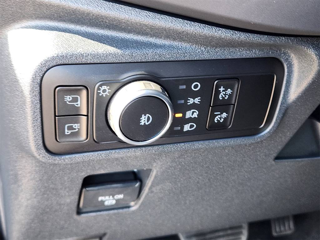 Thumbnail: 2025 Ford Bronco - 19