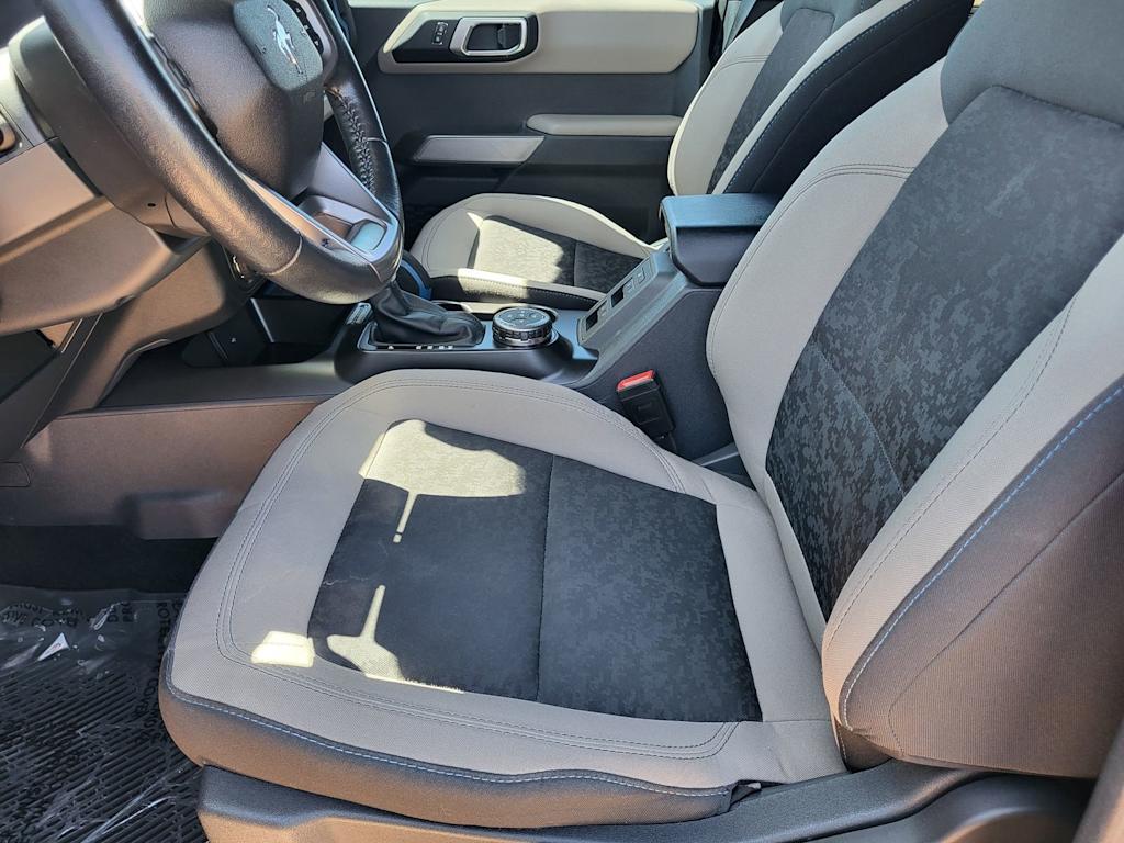 Thumbnail: 2022 Ford Bronco - 9