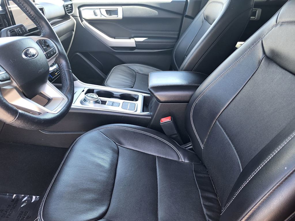 Thumbnail: 2023 Ford Explorer - 9