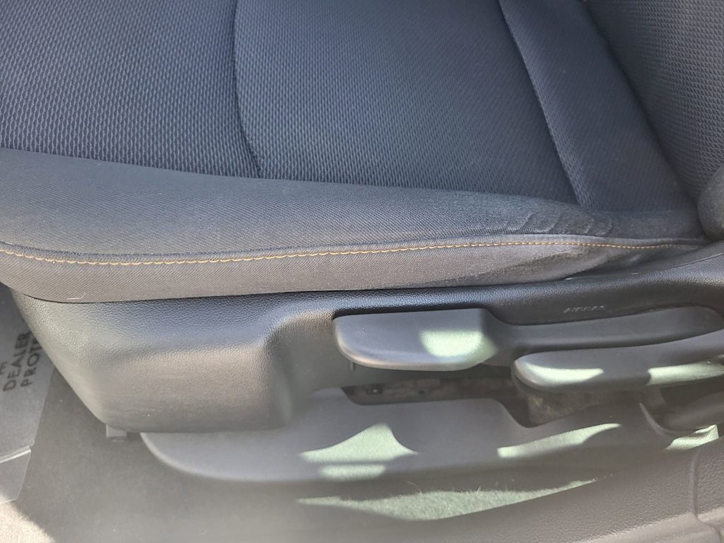 Thumbnail: 2017 Chevrolet Cruze - 23