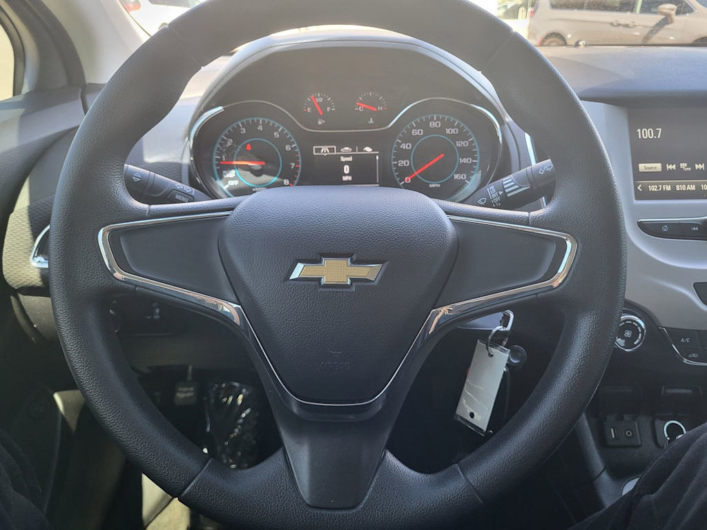 Thumbnail: 2017 Chevrolet Cruze - 8