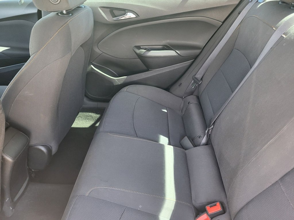 Thumbnail: 2017 Chevrolet Cruze - 10