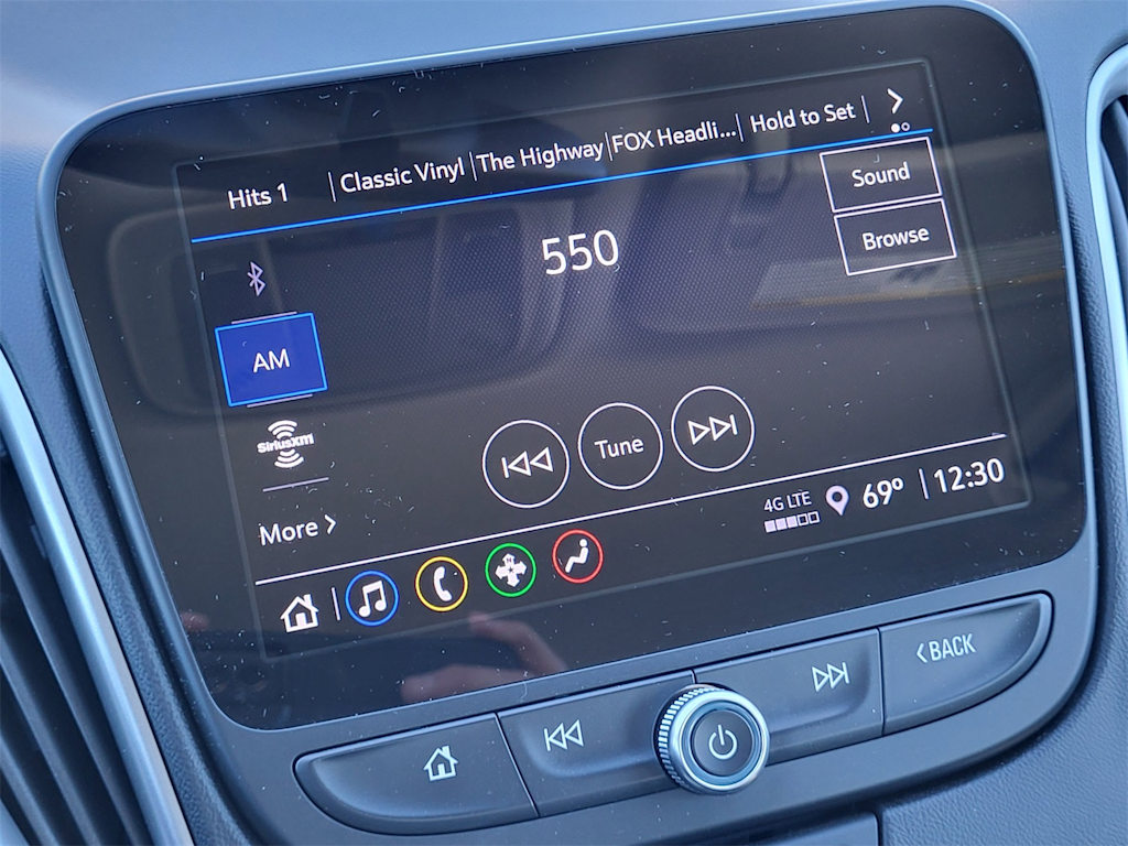 Thumbnail: 2023 Chevrolet Malibu - 12