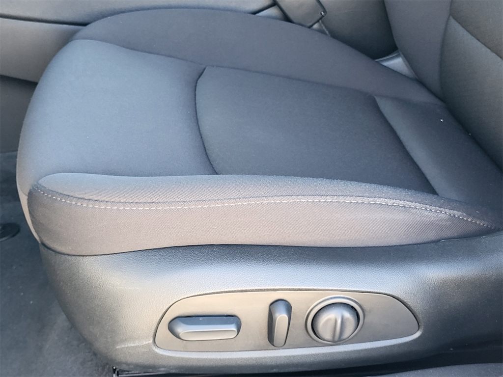 Thumbnail: 2023 Chevrolet Malibu - 26