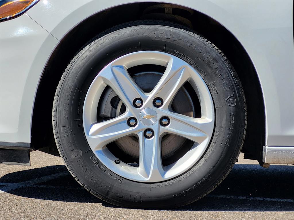 Thumbnail: 2023 Chevrolet Malibu - 19