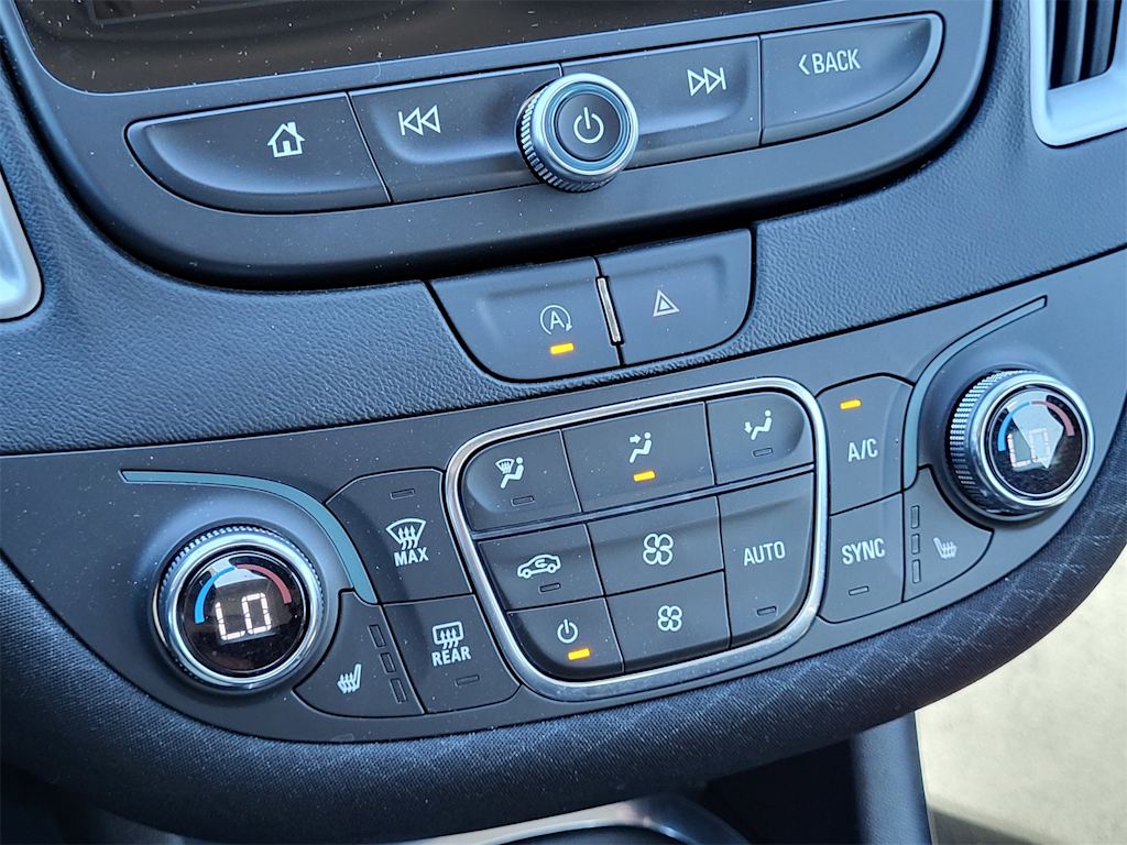 Thumbnail: 2023 Chevrolet Malibu - 23