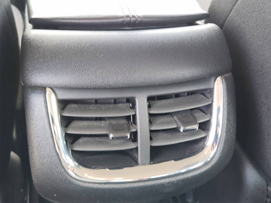 Thumbnail: 2023 Chevrolet Malibu - 28