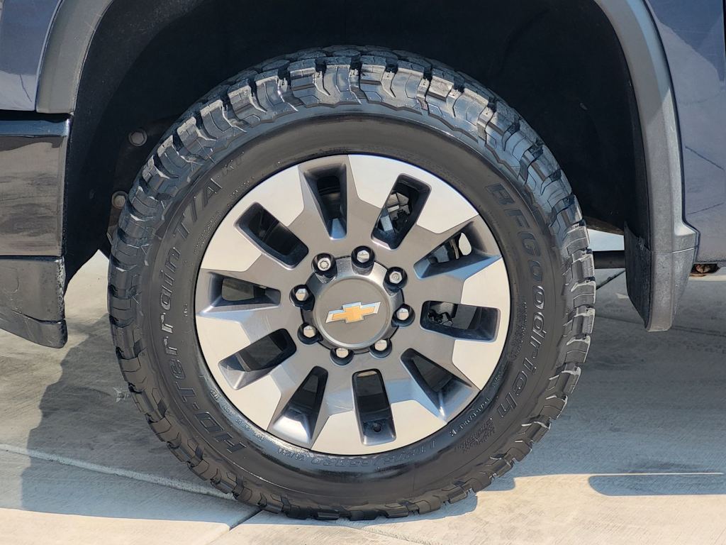 Thumbnail: 2021 Chevrolet Silverado 2500 - 19
