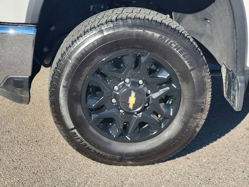 Thumbnail: 2024 Chevrolet Silverado 2500 - 18